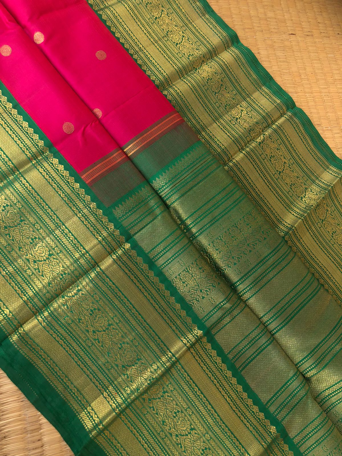 Vintage Ragas on Kanchivaram - absolutely gorgeous reddish pink mixed body with stunning grand Meenakshi green woven gold borders