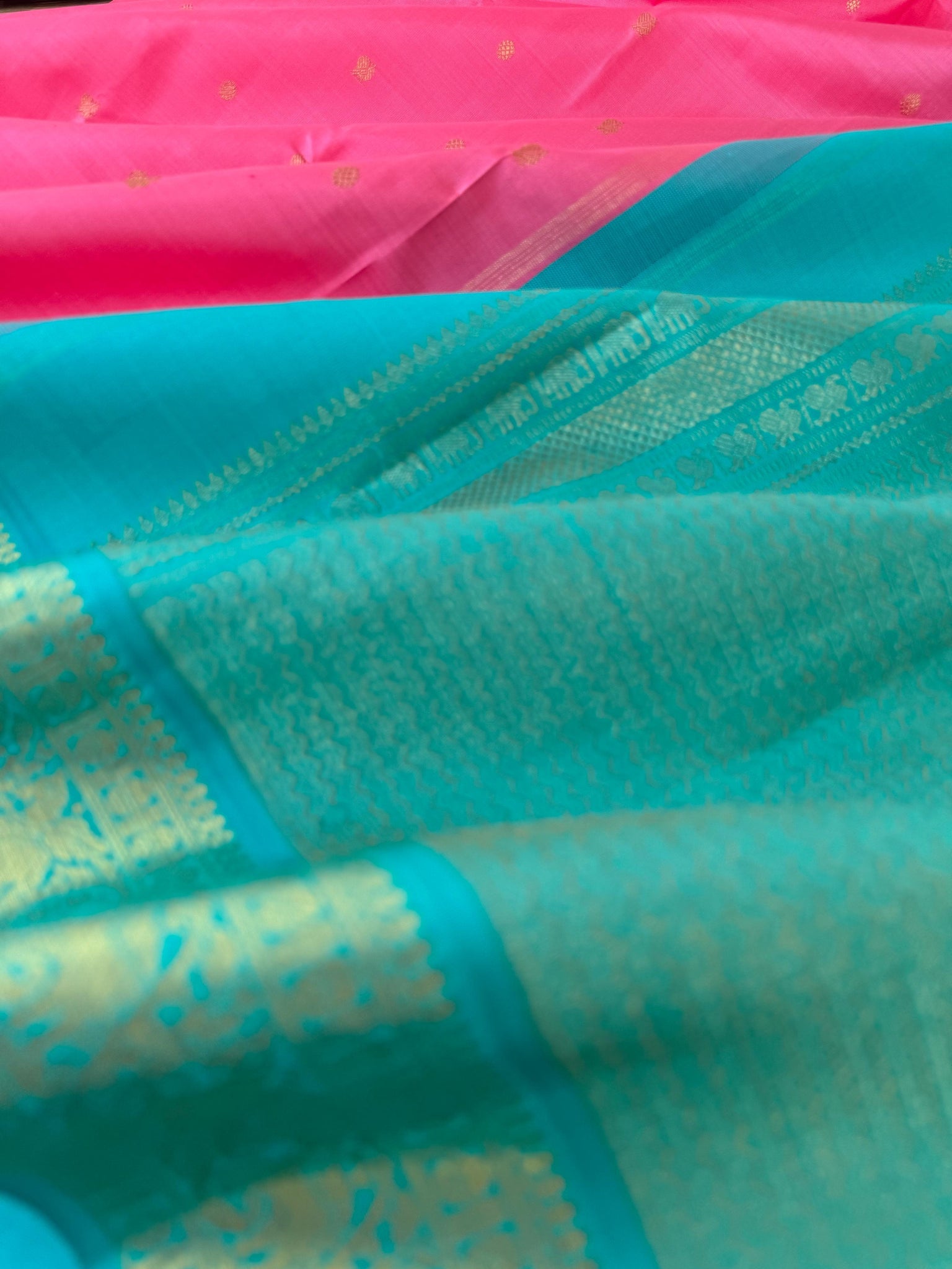 Meenakshi Kalayanam - Connected By Korvai - the stunning panner rose and turquoise small borders
