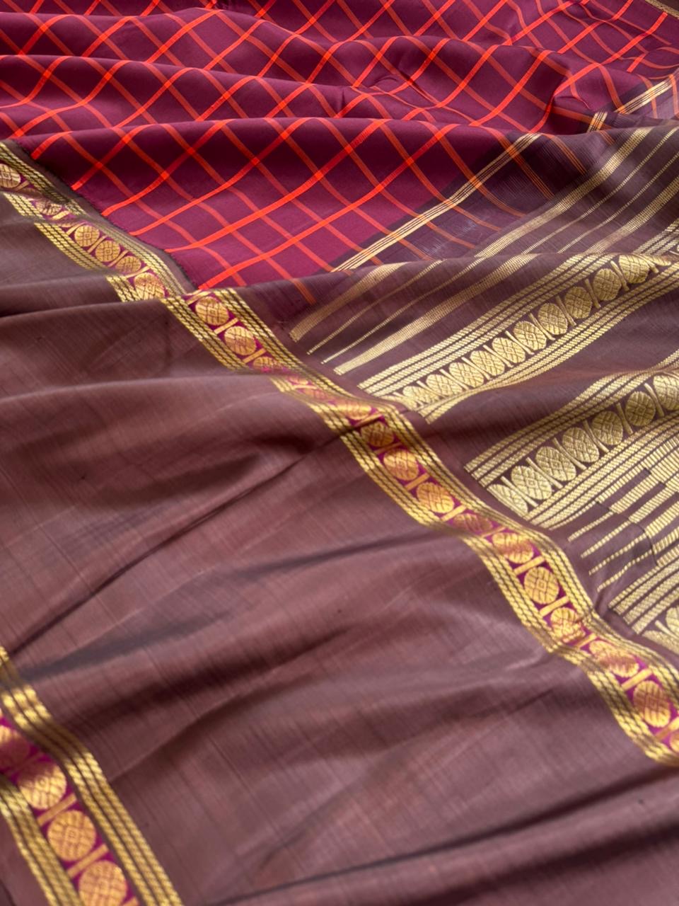 Tasteful Tall Border Kanchivarams - most beautiful maroon chex woven body with chocolate shaded korvai woven broad borders