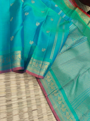 Vairaa - The traditional luxurious Vairaoosi on Kanchivaram - most beautiful dual tone aqua blue green body and pallu with contrast pallu blouse