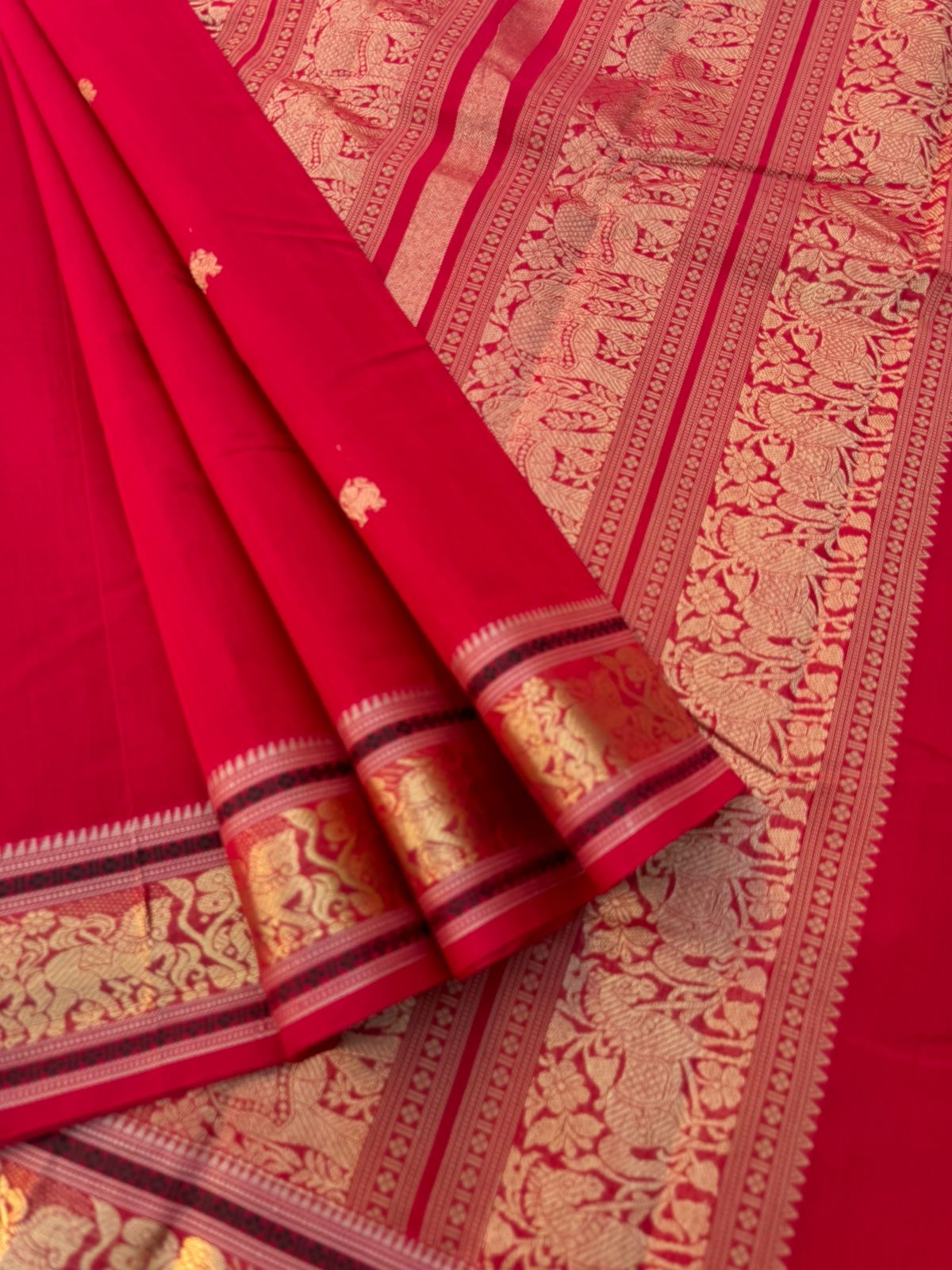 Zari Touched Mangalavastaram - traditional red and horse borders