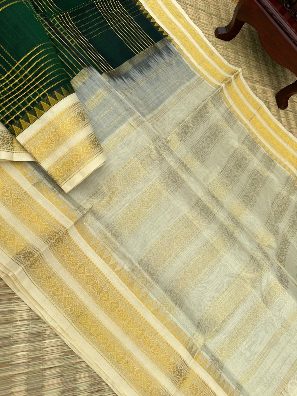 Korvai Silk Cottons - deep dark forest green off white and gold