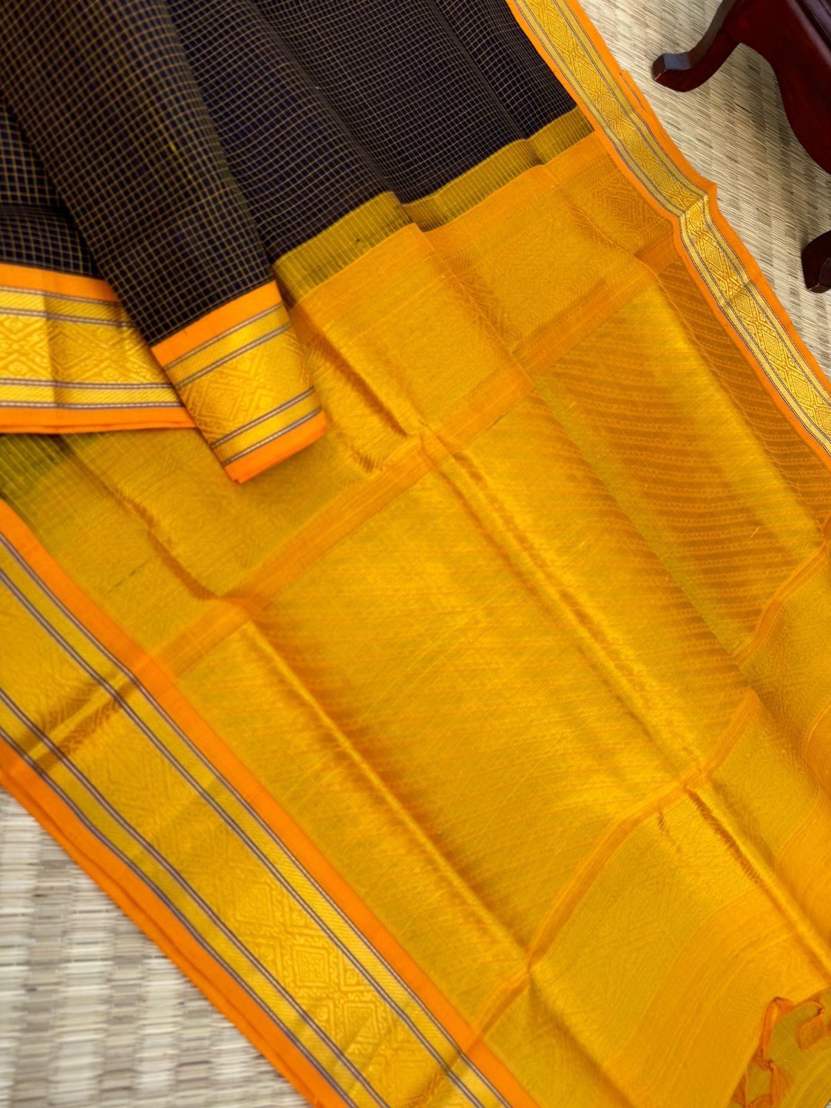 Korvai Silk Cottons - Coffee bean podi kattam golden pallu and blouse