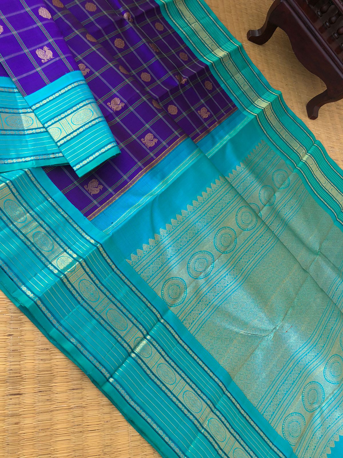 Vintage Ragas on Kanchivaram - such a stunning royal blue and teal blue Mayil chackaram woven body with korvai woven borders