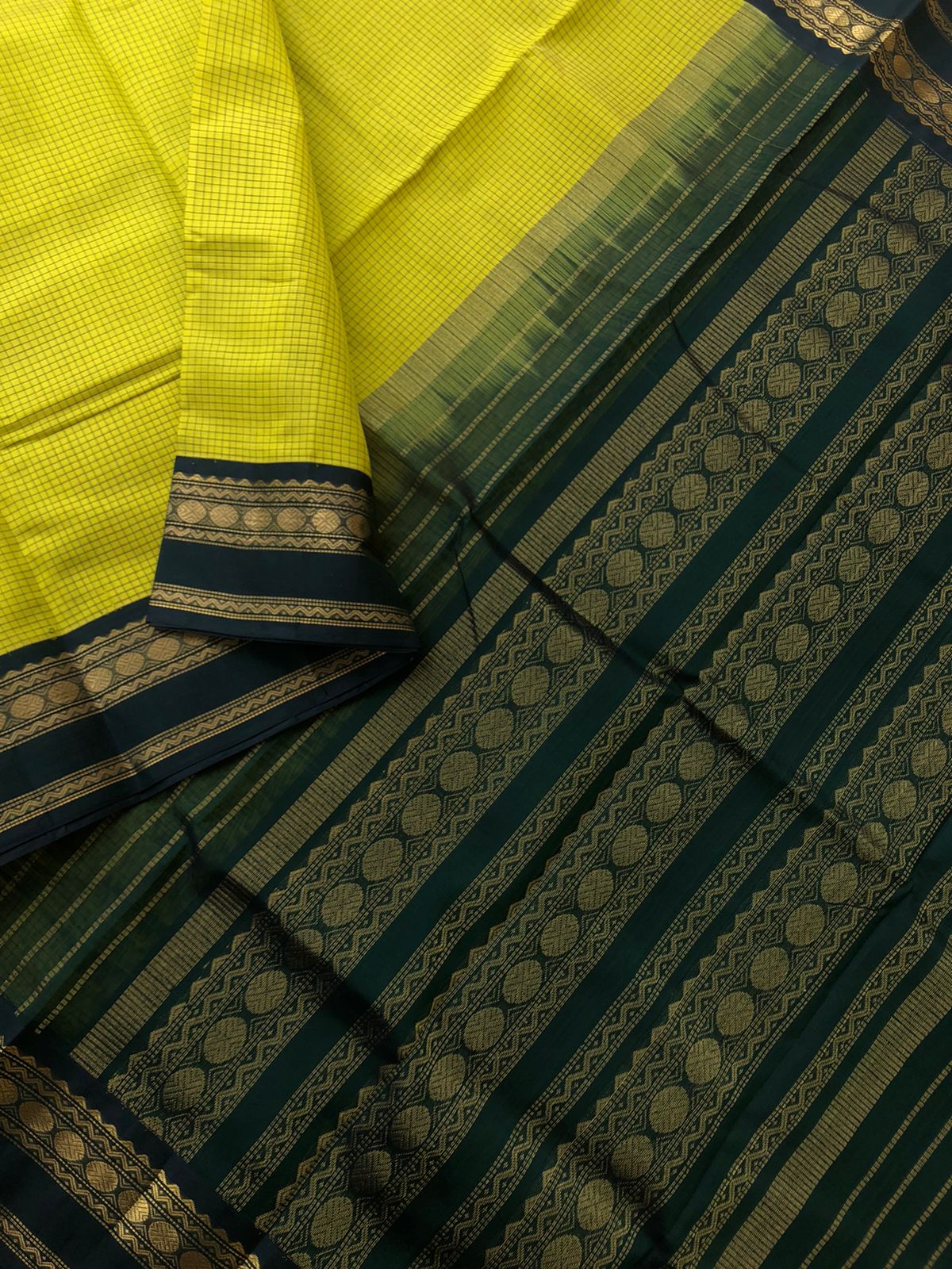Korvai Silk Cotton - sampanga yellow and deep Meenakshi green podi kattam