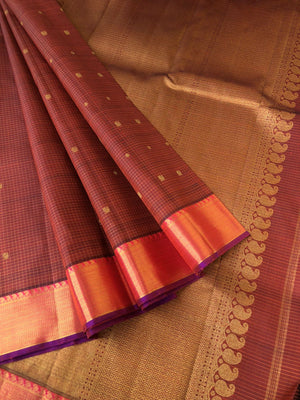 Oosi kattams on Kanchivaram - totally unique and unusual burnt caramel brown/ maanthulir brown oosi kattam with solid hold zari woven borders