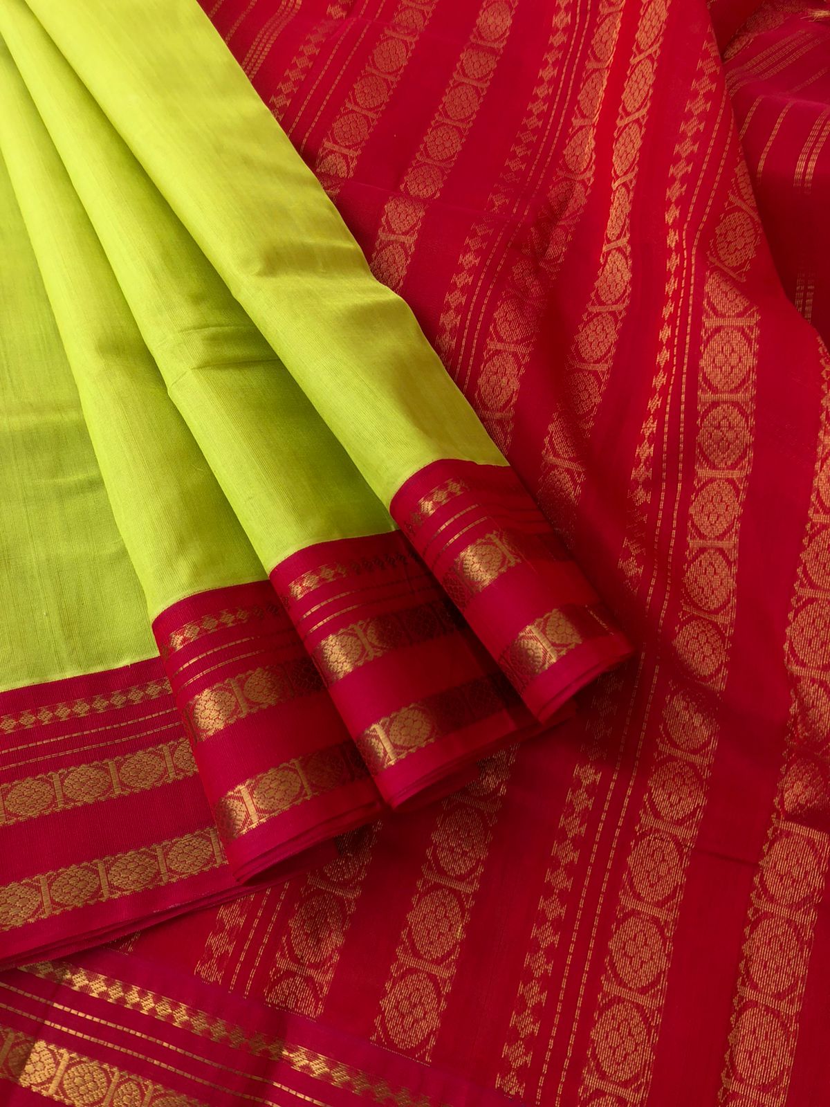 Korvai Silk Cotton - sampanga green and red