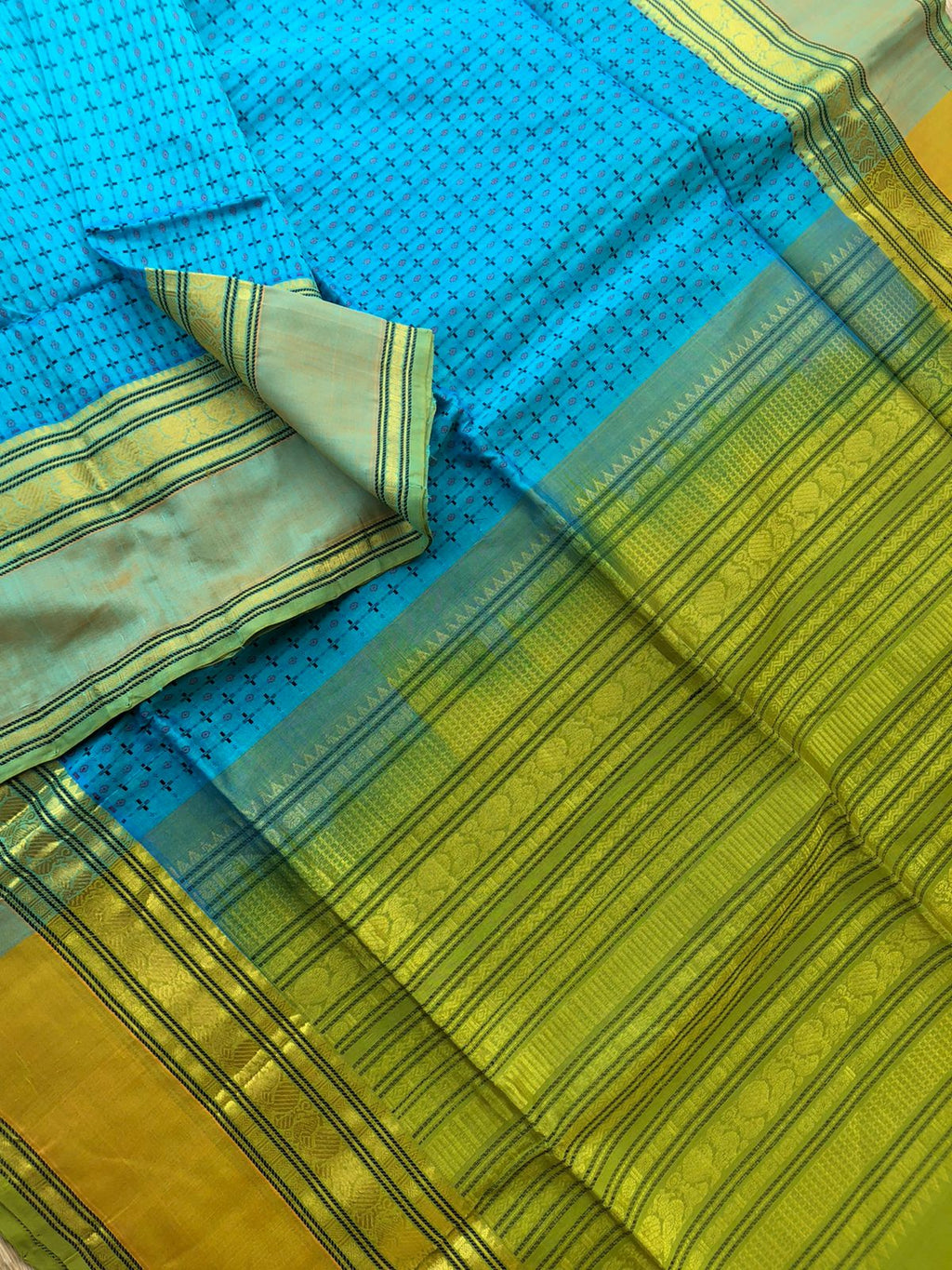 Woven Motifs Silk Cotton - blue and apple green pluse butta Lakshadeepam