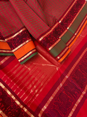 Mangalavastaram - 20,000 woven butta