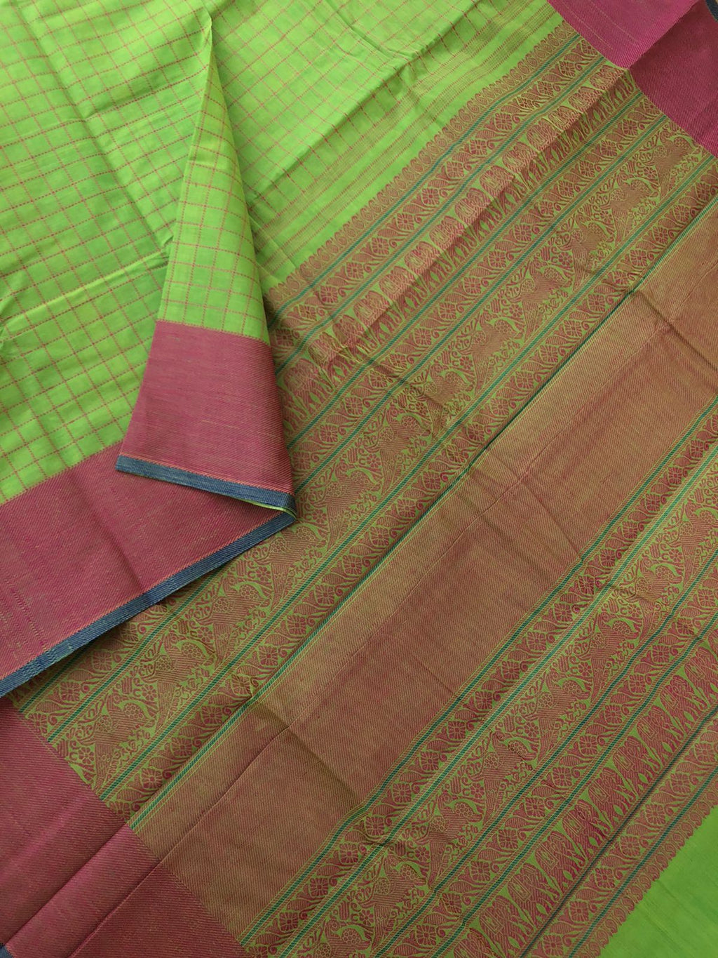 Mangalavastaram - green muthukattam with gorgeous thread woven pallu