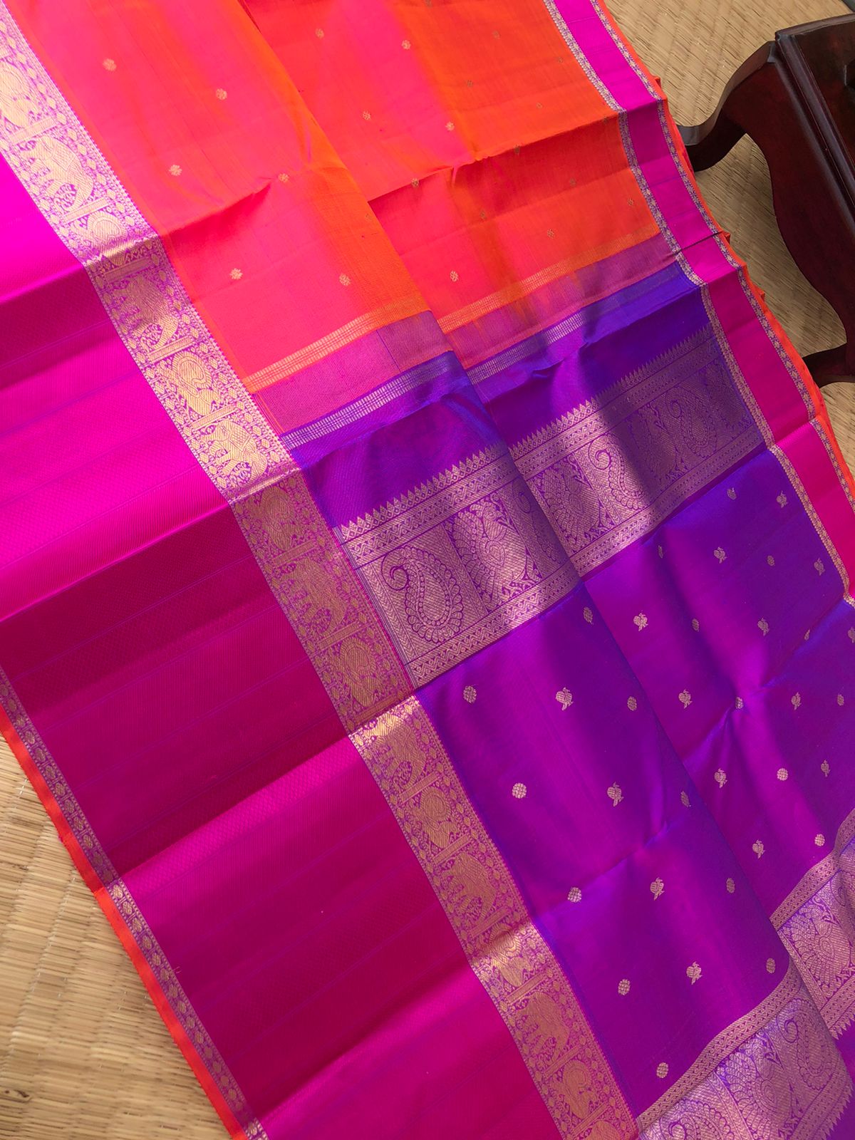 Swarnam - The lineage of Authentic Kanchivaram - a most beautiful short pink rani pink and short purple pallu woven with buttas