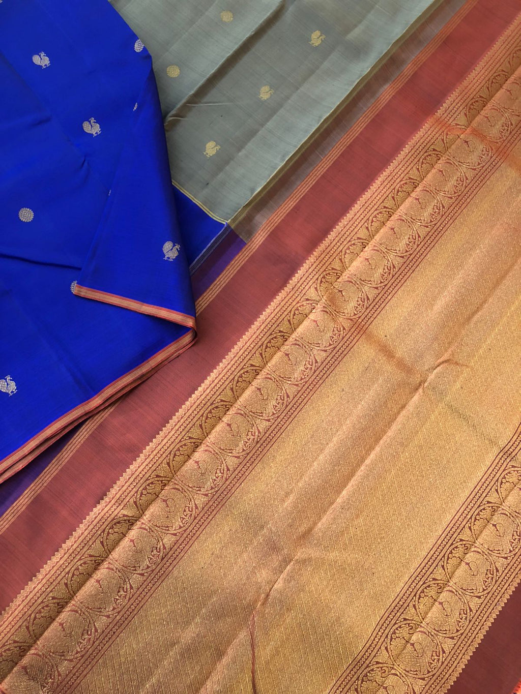 Shree - Bliss of Kanchivarams - Stunning aarai bagam ( Half Part ) Kanchivaram with mayil chackaram woven buttas ( top half in beige grey, bottom half in ink blue ) pallu and blouse in caramel brown
